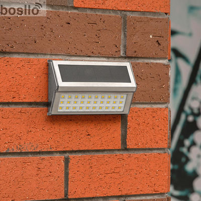 Goede prijs. Zwarte zonnewandlampen voor lange werktijd 8-10 uur Lichtstroom 30LM online